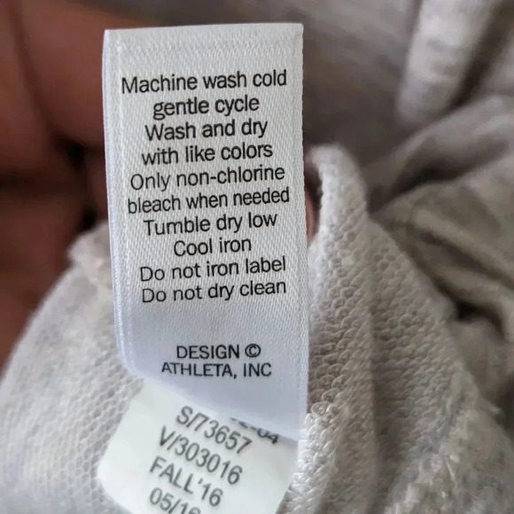 Athleta Cowl Neck Sweatshirt Women's Size Small S Oatmeal Kangaroo Pocket - Picture 10 of 13